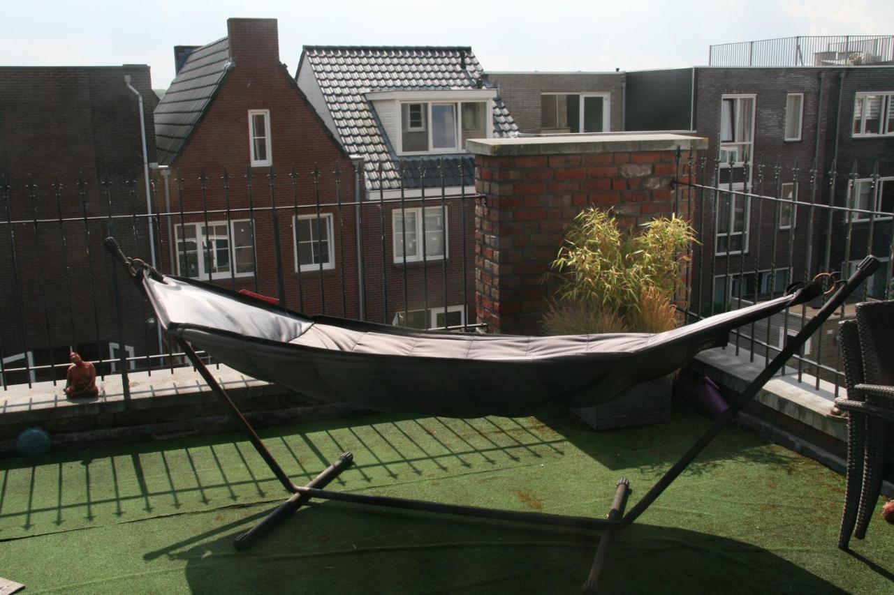 B&B Het Kasteel อัลเมียเรอ ภายนอก รูปภาพ